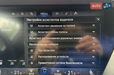 Внедорожник / Кроссовер Volkswagen Touareg 2019 в 