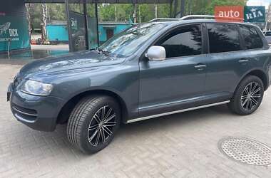 Позашляховик / Кросовер Volkswagen Touareg 2006 в 