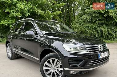 Позашляховик / Кросовер Volkswagen Touareg 2015 в Тернополі