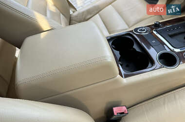 Позашляховик / Кросовер Volkswagen Touareg 2007 в 