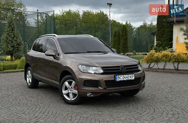 Внедорожник / Кроссовер Volkswagen Touareg 2011 в Жовкве