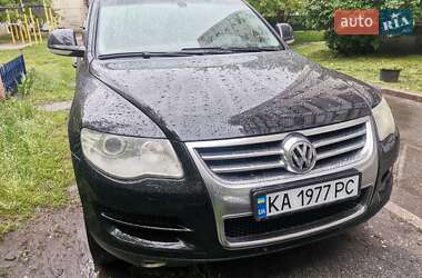 Внедорожник / Кроссовер Volkswagen Touareg 2009 в Киеве