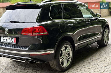 Внедорожник / Кроссовер Volkswagen Touareg 2017 в 
