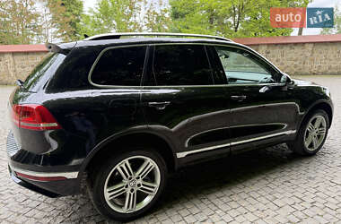 Внедорожник / Кроссовер Volkswagen Touareg 2017 в 