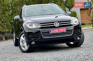 Позашляховик / Кросовер Volkswagen Touareg 2012 в Дубні