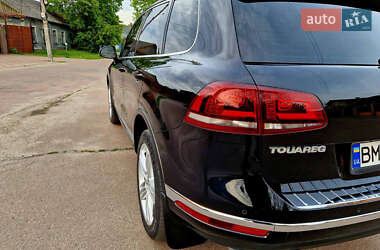 Позашляховик / Кросовер Volkswagen Touareg 2016 в 