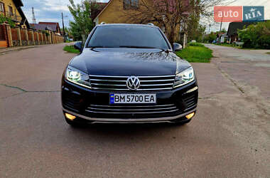 Позашляховик / Кросовер Volkswagen Touareg 2016 в 