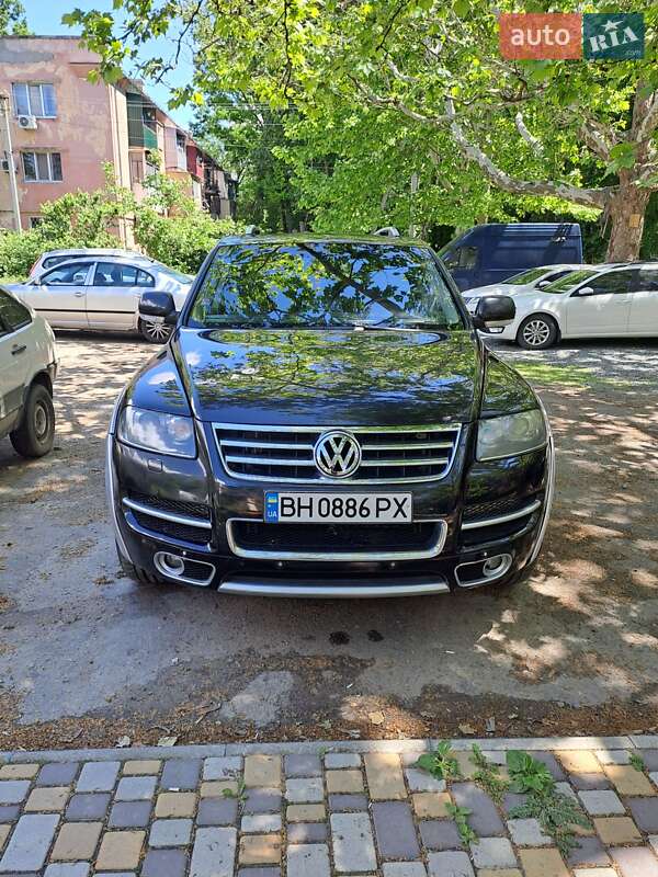 Внедорожник / Кроссовер Volkswagen Touareg 2007 в Измаиле