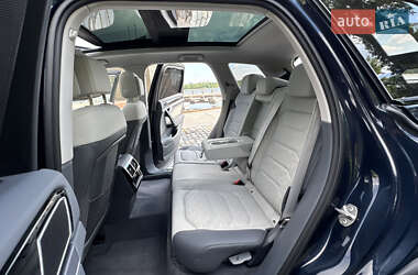 Внедорожник / Кроссовер Volkswagen Touareg 2024 в 