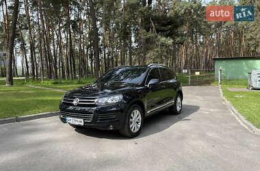 Внедорожник / Кроссовер Volkswagen Touareg 2012 в 