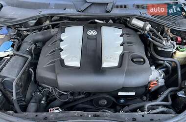 Позашляховик / Кросовер Volkswagen Touareg 2008 в 
