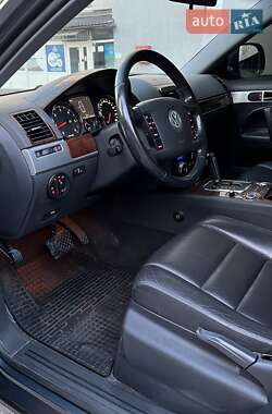 Позашляховик / Кросовер Volkswagen Touareg 2008 в 