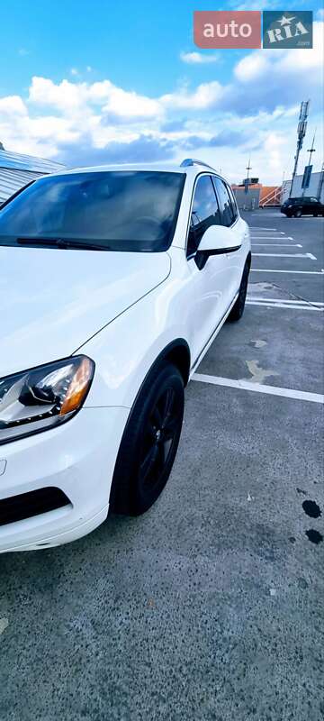 Внедорожник / Кроссовер Volkswagen Touareg 2013 в Киеве фото 3 Внедорожник / Кроссовер Volkswagen Touareg 2013 в Киеве