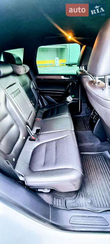 Внедорожник / Кроссовер Volkswagen Touareg 2013 в Киеве фото 26 Внедорожник / Кроссовер Volkswagen Touareg 2013 в Киеве