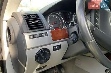 Внедорожник / Кроссовер Volkswagen Touareg 2006 в 