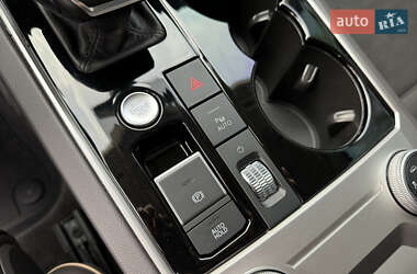 Внедорожник / Кроссовер Volkswagen Touareg 2020 в 