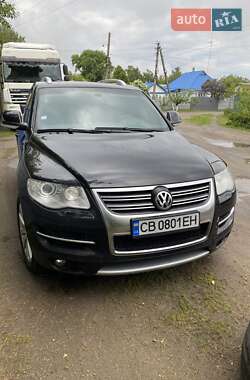 Позашляховик / Кросовер Volkswagen Touareg 2009 в Києві