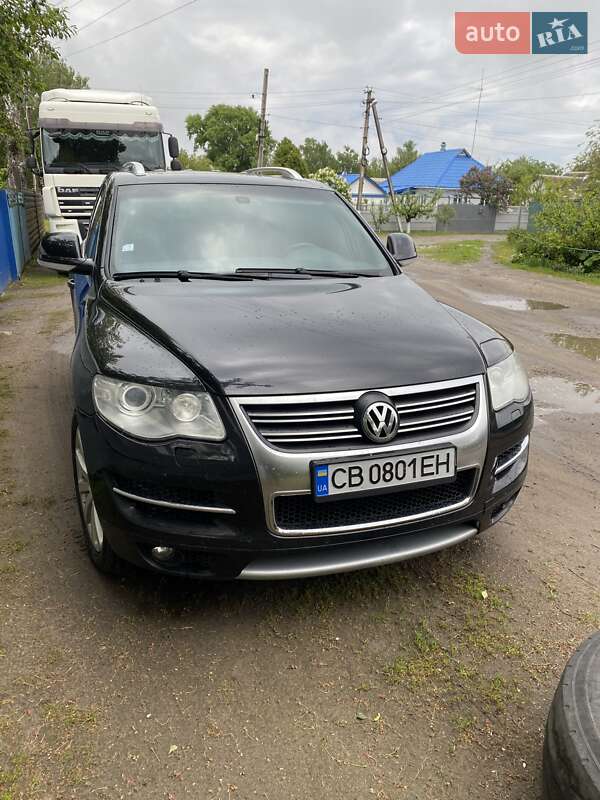 Внедорожник / Кроссовер Volkswagen Touareg 2009 в 