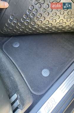 Внедорожник / Кроссовер Volkswagen Touareg 2009 в 