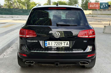 Внедорожник / Кроссовер Volkswagen Touareg 2014 в 
