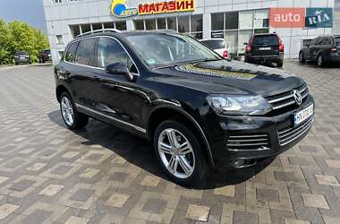 Внедорожник / Кроссовер Volkswagen Touareg 2011 в 