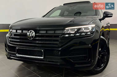 Внедорожник / Кроссовер Volkswagen Touareg 2022 в 