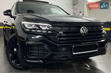 Внедорожник / Кроссовер Volkswagen Touareg 2022 в 