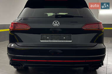 Внедорожник / Кроссовер Volkswagen Touareg 2022 в 