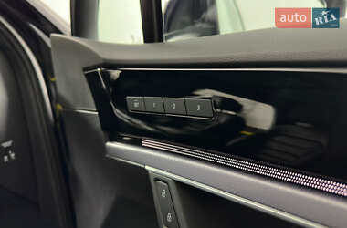 Внедорожник / Кроссовер Volkswagen Touareg 2022 в 