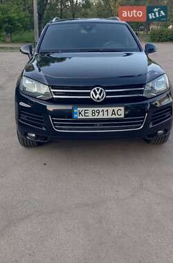 Внедорожник / Кроссовер Volkswagen Touareg 2010 в 