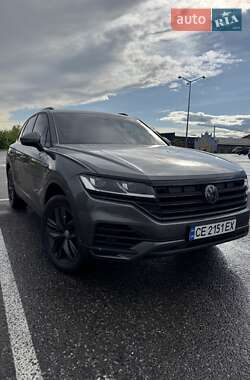 Внедорожник / Кроссовер Volkswagen Touareg 2018 в Черновцах