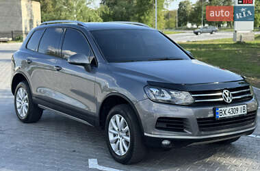 Позашляховик / Кросовер Volkswagen Touareg 2011 в Тульчині