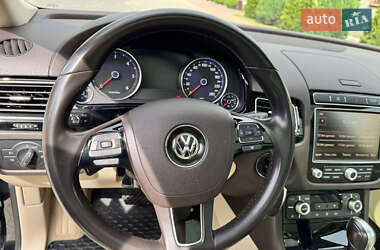 Внедорожник / Кроссовер Volkswagen Touareg 2016 в 