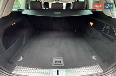 Внедорожник / Кроссовер Volkswagen Touareg 2011 в 