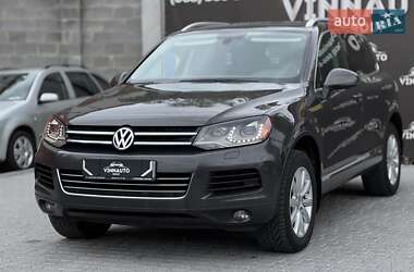 Внедорожник / Кроссовер Volkswagen Touareg 2011 в 