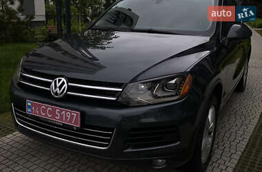 Позашляховик / Кросовер Volkswagen Touareg 2011 в Львові