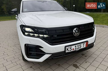 Внедорожник / Кроссовер Volkswagen Touareg 2022 в 