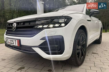 Внедорожник / Кроссовер Volkswagen Touareg 2022 в 