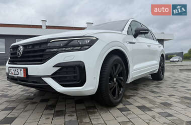 Внедорожник / Кроссовер Volkswagen Touareg 2022 в 