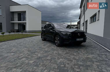 Внедорожник / Кроссовер Volkswagen Touareg 2022 в 