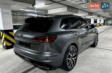 Внедорожник / Кроссовер Volkswagen Touareg 2021 в 