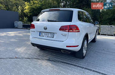 Внедорожник / Кроссовер Volkswagen Touareg 2013 в 