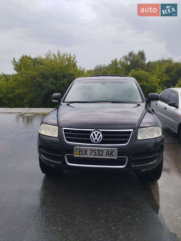 Внедорожник / Кроссовер Volkswagen Touareg 2003 в Славуте