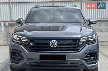 Внедорожник / Кроссовер Volkswagen Touareg 2019 в 