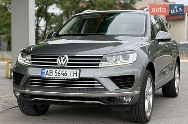 Внедорожник / Кроссовер Volkswagen Touareg 2017 в Днепре