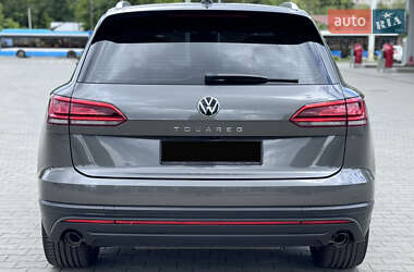 Позашляховик / Кросовер Volkswagen Touareg 2020 в 