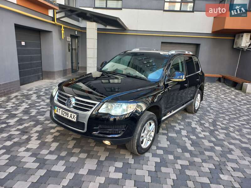 Внедорожник / Кроссовер Volkswagen Touareg 2008 в Ивано-Франковске