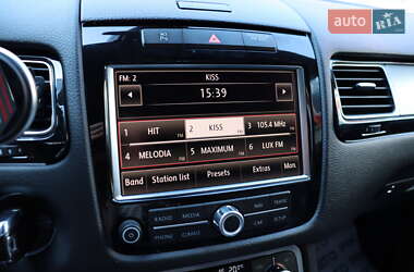 Внедорожник / Кроссовер Volkswagen Touareg 2013 в 