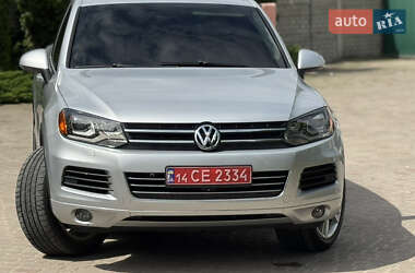 Внедорожник / Кроссовер Volkswagen Touareg 2014 в Каменке-Бугской