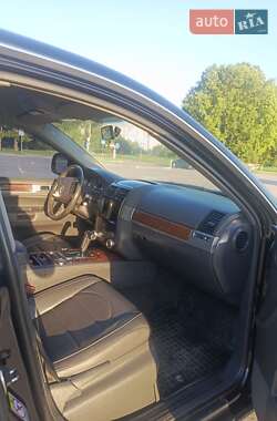 Позашляховик / Кросовер Volkswagen Touareg 2007 в 